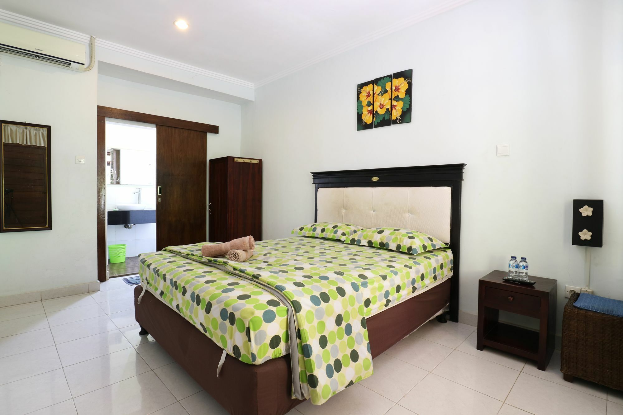 Mustika Inn Kuta  Bagian luar foto