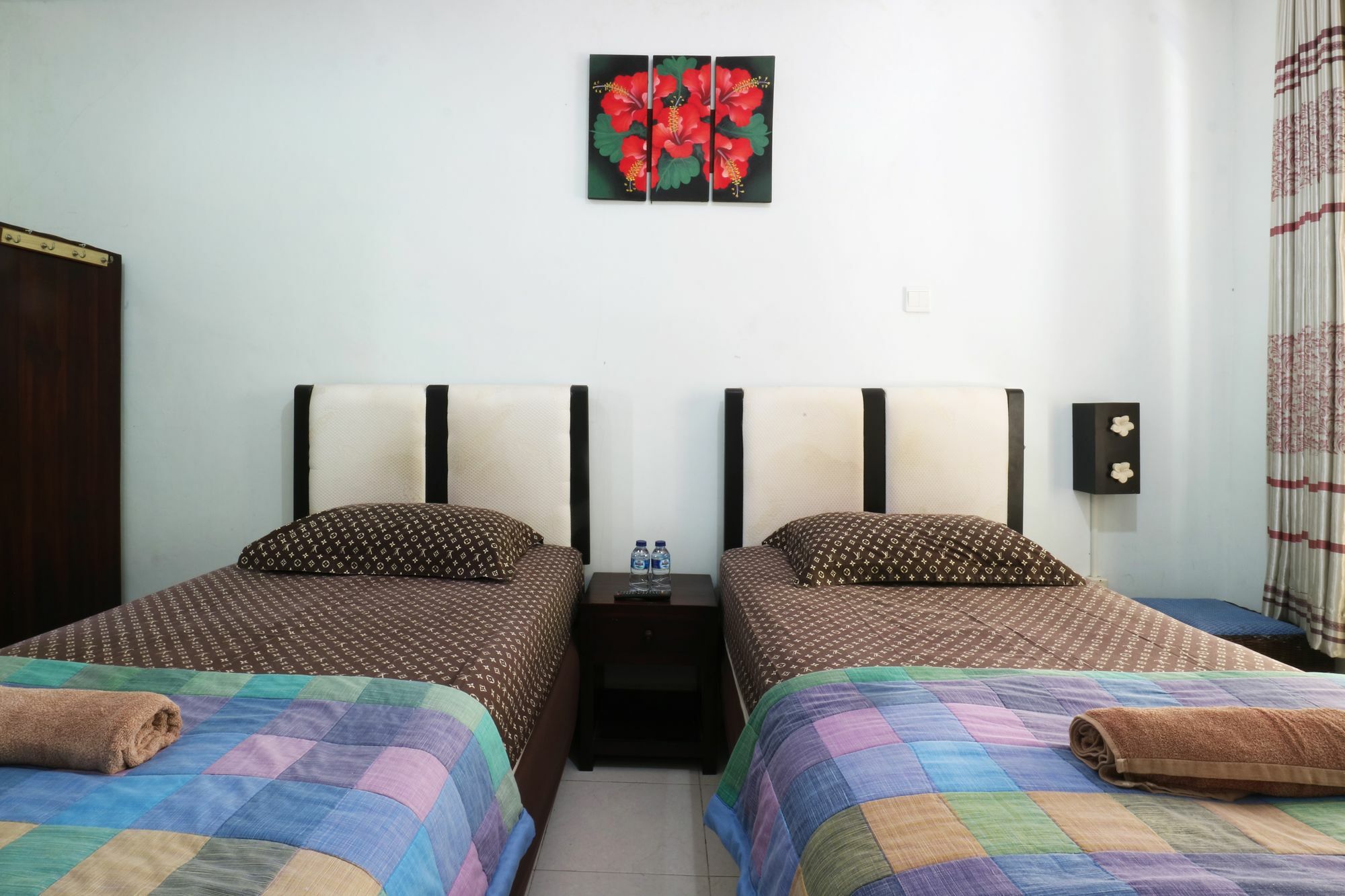 Mustika Inn Kuta  Bagian luar foto